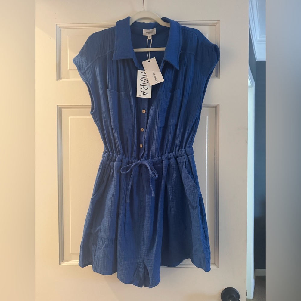 NWT, size XL gorgeous blue romper
